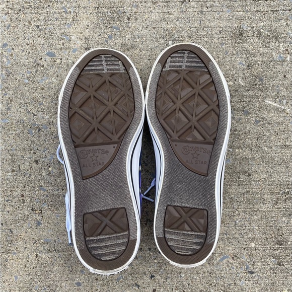 Converse Women’s Galaxy Low Top Chuck Taylor Sneakers- Size 6- NWOB - Picture 7 of 10